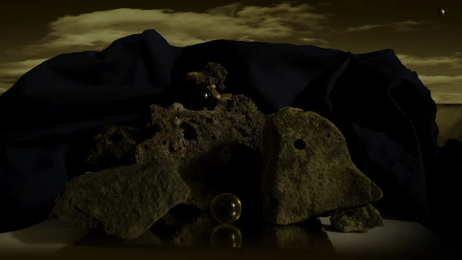 Hilarion Manero, Nox at the Doors of plutonium, 2014/15: dunkles Gemälde mit Steinen und Stoff unter einem Abendhimmel